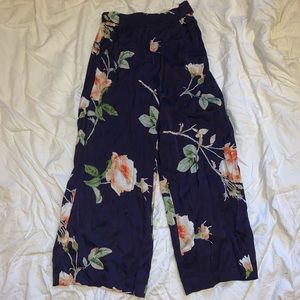 ARITZIA WILFRED ‘Faun’ pant in silk print size xs